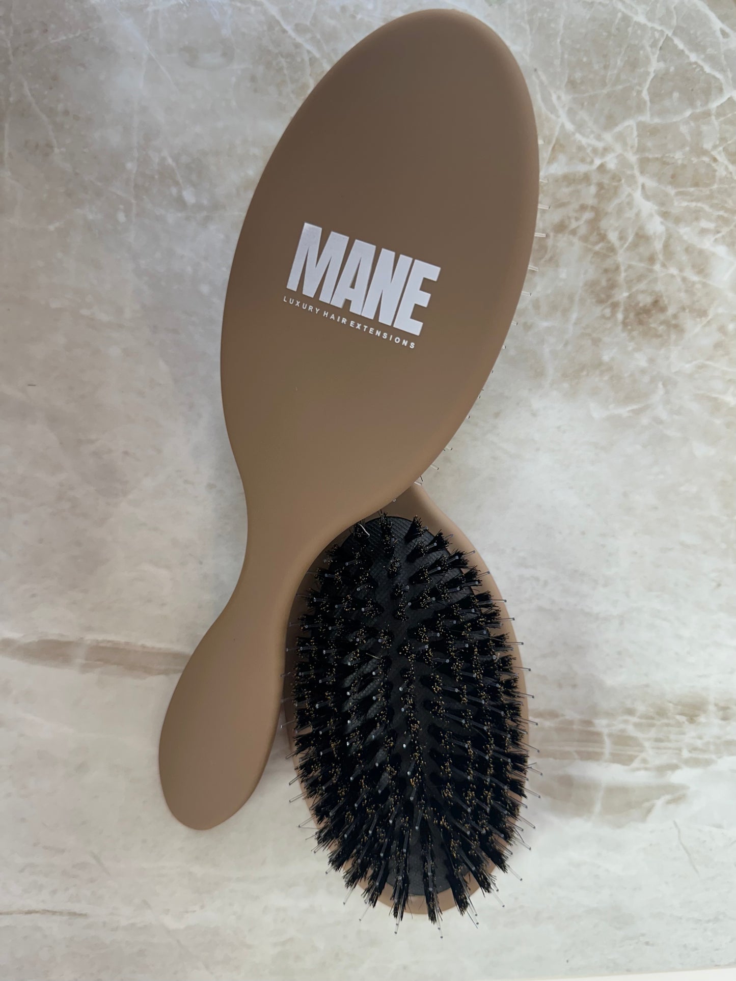 MANE Extensions Brush