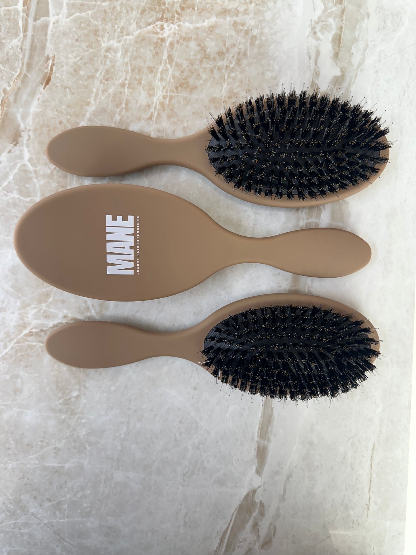 MANE Extensions Brush